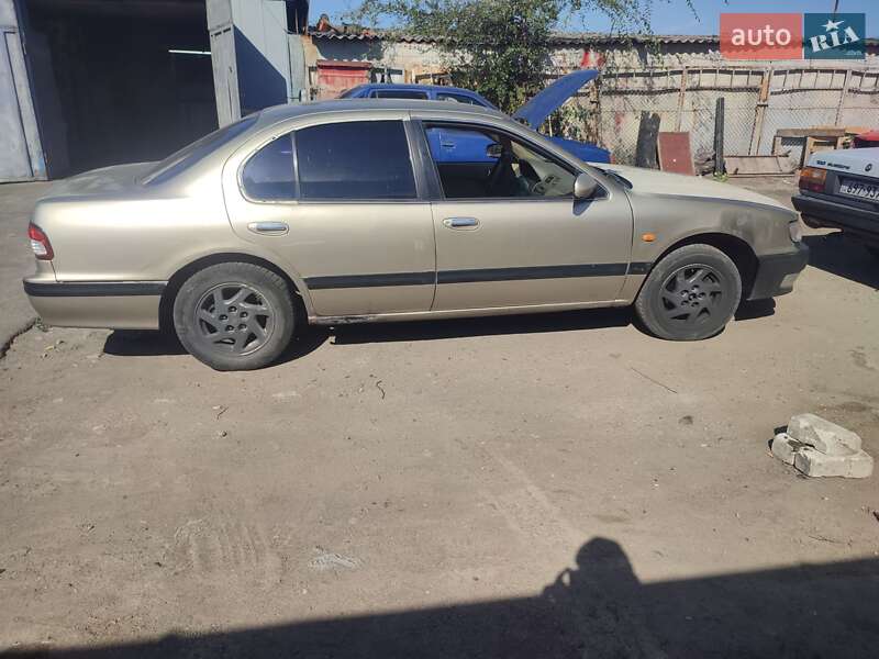 Седан Nissan Maxima 1999 в Дніпрі фото 8 Седан Nissan Maxima 1999 в Дніпрі