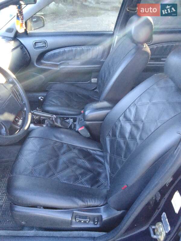 Седан Nissan Maxima 1996 в Измаиле