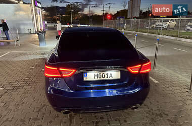 Седан Nissan Maxima 2015 в 