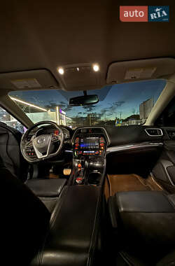Седан Nissan Maxima 2015 в 