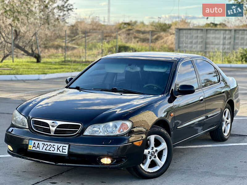 Седан Nissan Maxima 2000 в Одессе