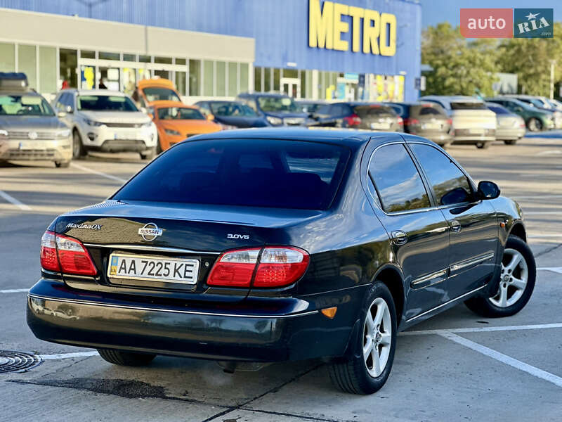Седан Nissan Maxima 2000 в Одессе