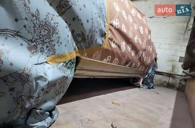 Седан Nissan Maxima 1997 в  фото 2 Седан Nissan Maxima 1997 в