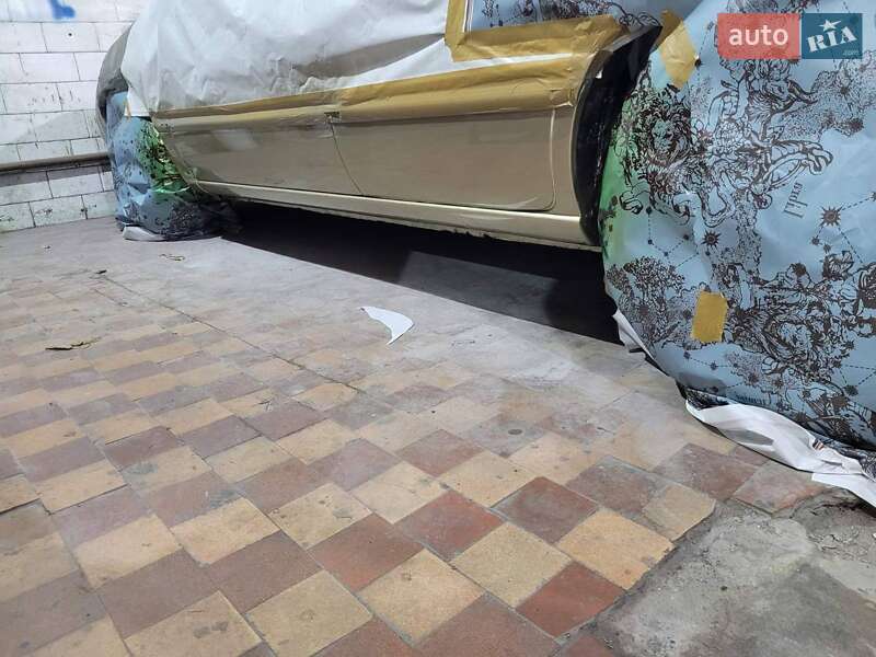 Седан Nissan Maxima 1997 в Одесі