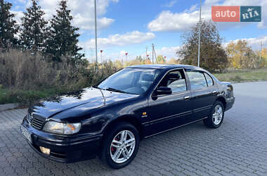 Седан Nissan Maxima 1997 в  фото 5 Седан Nissan Maxima 1997 в