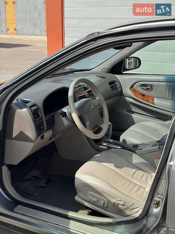 Седан Nissan Maxima 2004 в Сумах