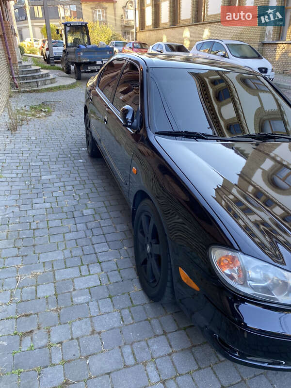 Седан Nissan Maxima 2004 в Ужгороде