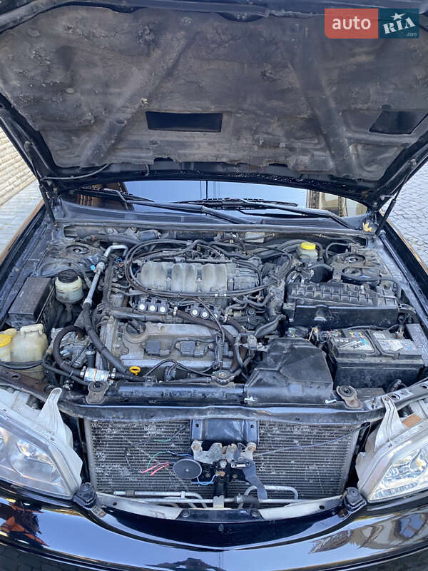 Седан Nissan Maxima 2004 в Ужгороде