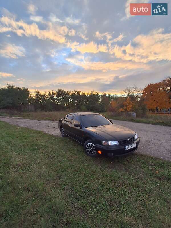 Седан Nissan Maxima 1996 в Здолбунове фото 5 Седан Nissan Maxima 1996 в Здолбунове