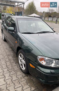 Седан Nissan Maxima 2002 в 