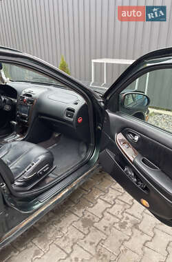 Седан Nissan Maxima 2002 в 