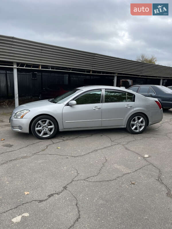 Седан Nissan Maxima 2004 в Николаеве фото Седан Nissan Maxima 2004 в Николаеве