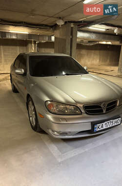 Седан Nissan Maxima 2003 в Львові