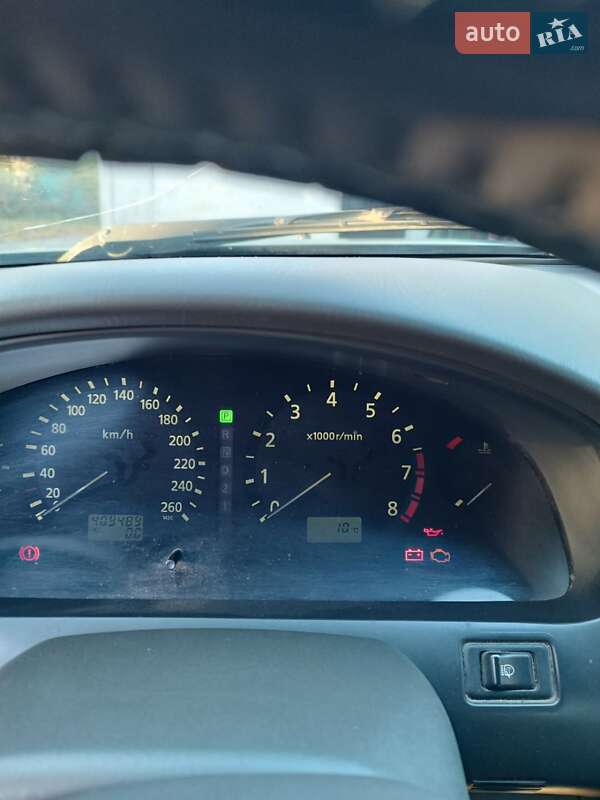 Седан Nissan Maxima 2001 в Кременчуге фото 2 Седан Nissan Maxima 2001 в Кременчуге