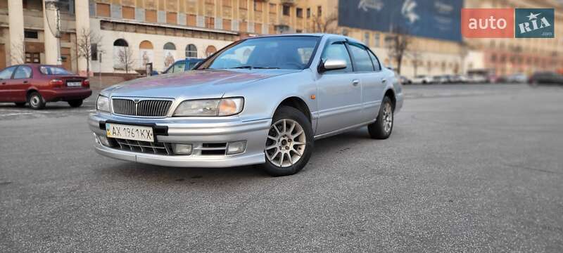 Седан Nissan Maxima 1998 в Харькове фото 4 Седан Nissan Maxima 1998 в Харькове