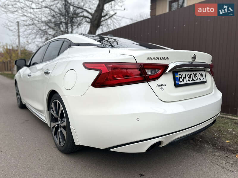 Седан Nissan Maxima 2017 в Киеве