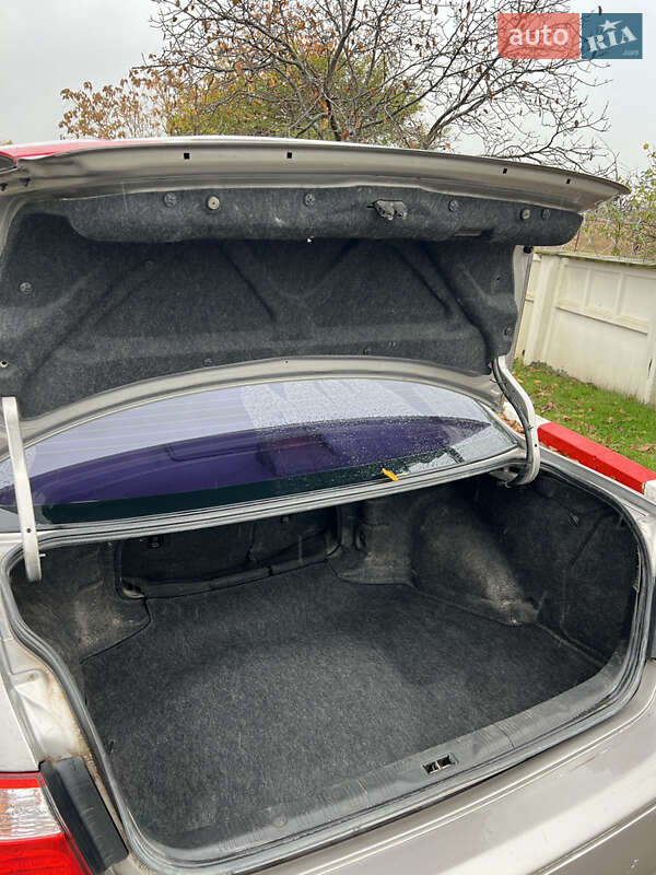 Седан Nissan Maxima 2001 в Одессе