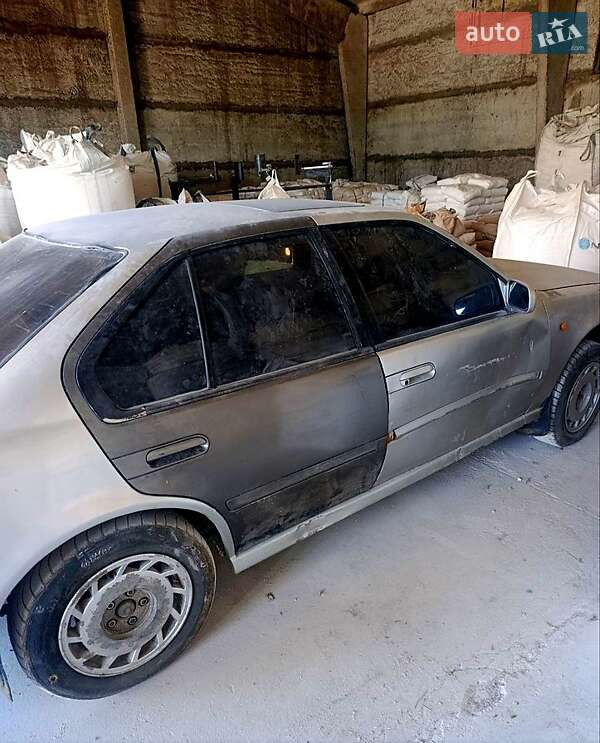 Седан Nissan Maxima 1990 в Одессе