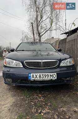 Седан Nissan Maxima 2002 в Валках