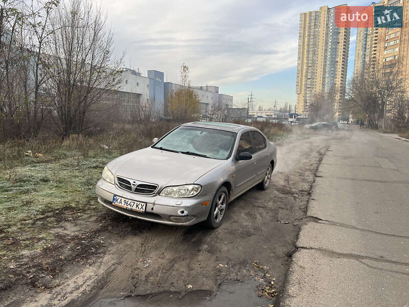 Седан Nissan Maxima 2002 в Києві