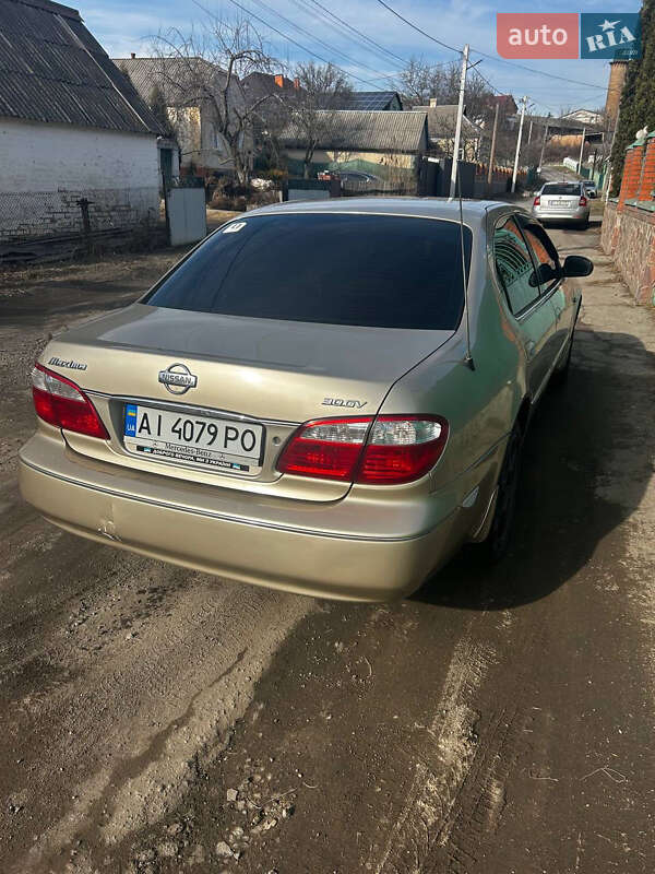 Седан Nissan Maxima 2000 в Сквирі