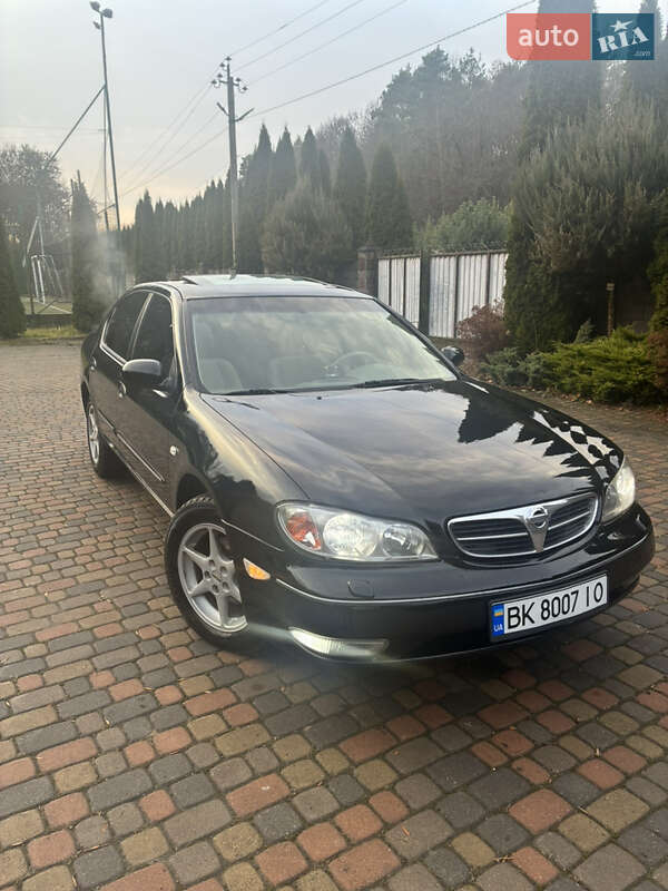 Седан Nissan Maxima 2003 в Рівному