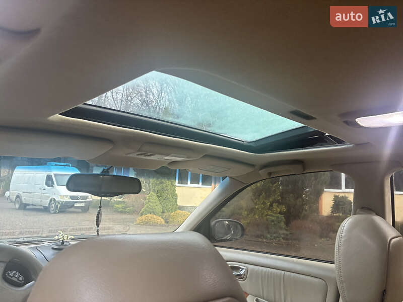 Седан Nissan Maxima 2003 в Рівному