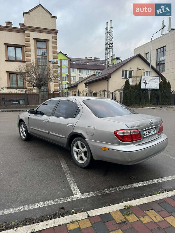 Седан Nissan Maxima 2002 в Киеве