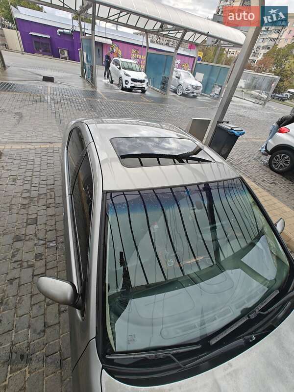 Седан Nissan Maxima 2003 в Одессе