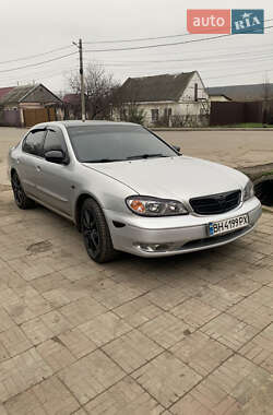 Седан Nissan Maxima 2002 в Раздельной