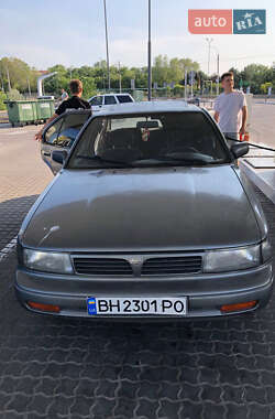 Седан Nissan Maxima 1989 в Чорноморську