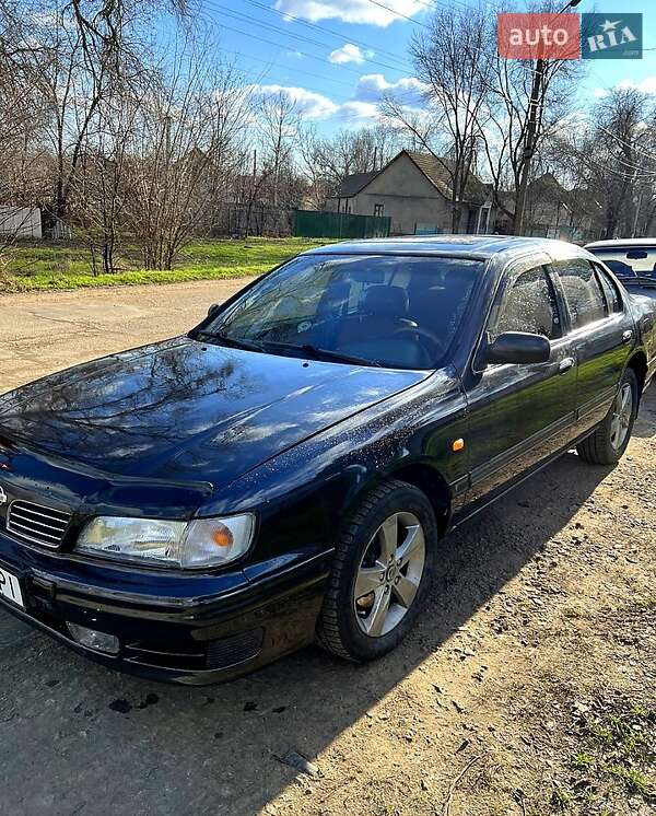 Седан Nissan Maxima 1995 в Сарате