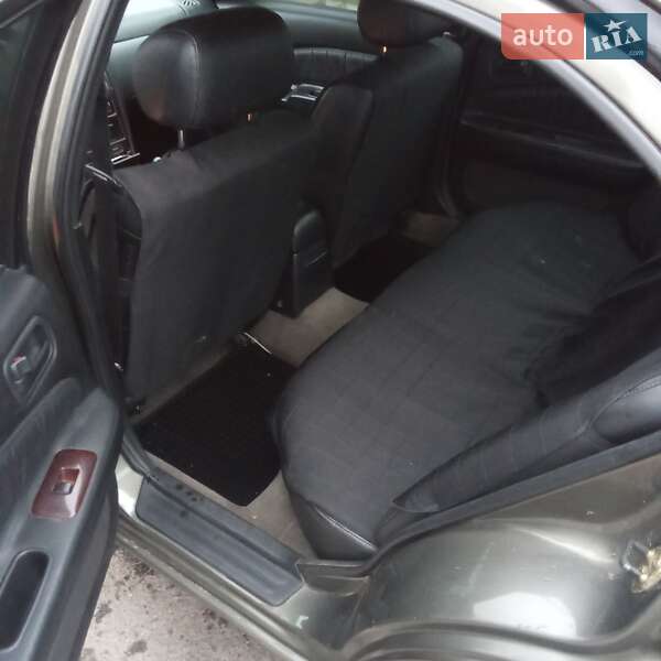 Седан Nissan Maxima 1998 в Николаеве