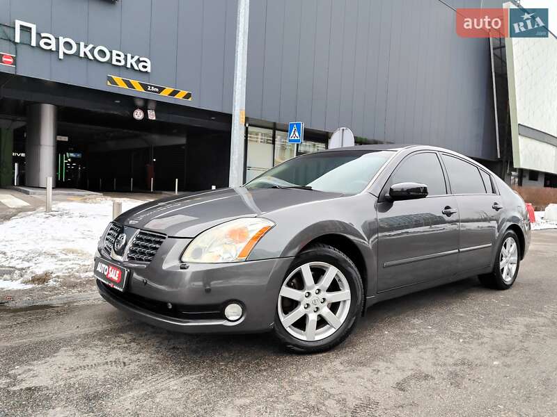Седан Nissan Maxima 2005 в Киеве