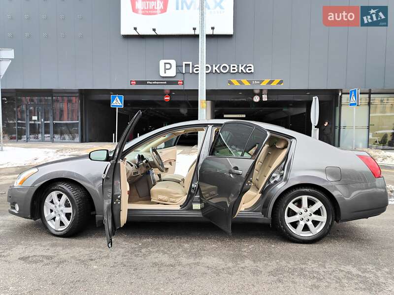 Седан Nissan Maxima 2005 в Киеве