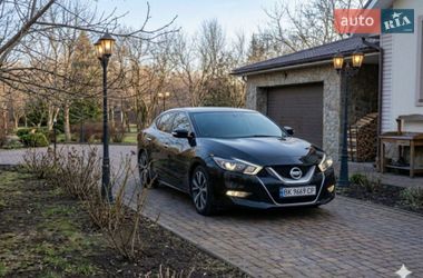 Седан Nissan Maxima 2017 в Білій Церкві