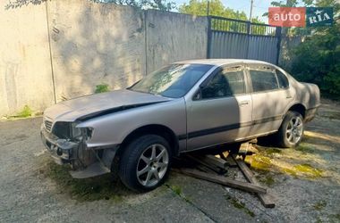 Седан Nissan Maxima 1995 в Житомире