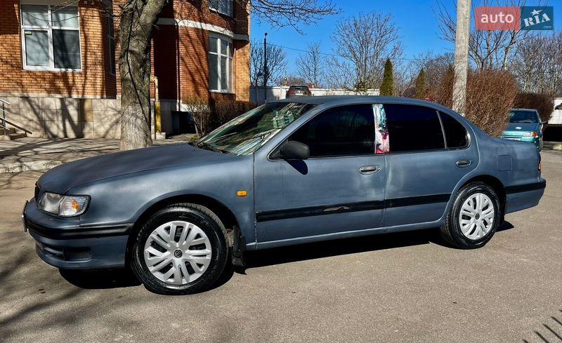 Седан Nissan Maxima 1997 в Одессе