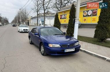 Седан Nissan Maxima 1995 в Килии