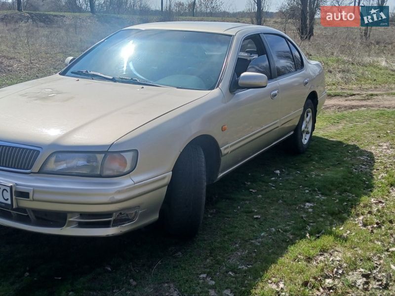 Седан Nissan Maxima 1997 в Верхнеднепровске фото Седан Nissan Maxima 1997 в Верхнеднепровске
