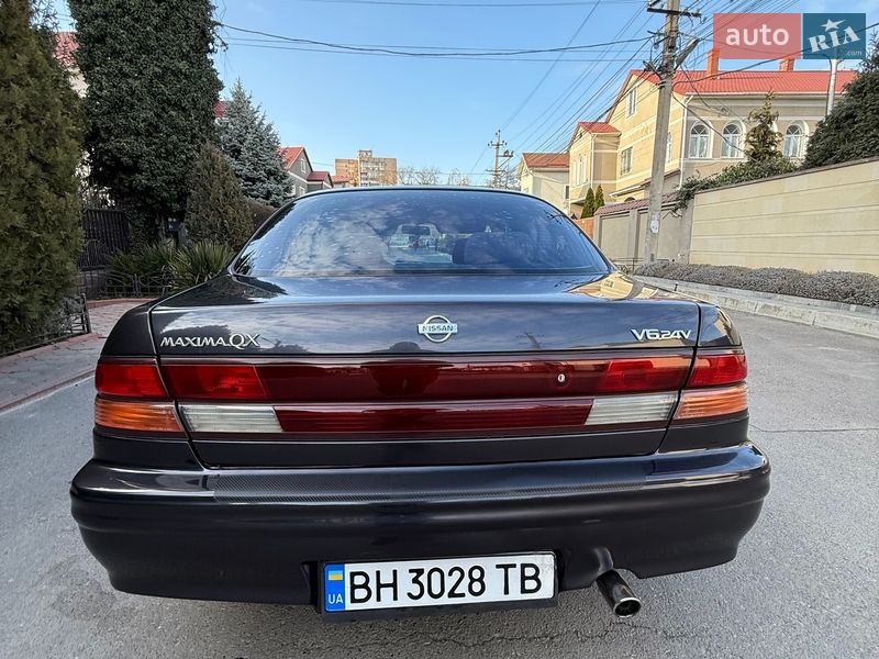Седан Nissan Maxima 1995 в Одессе