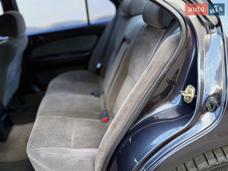 Седан Nissan Maxima 1995 в Одессе