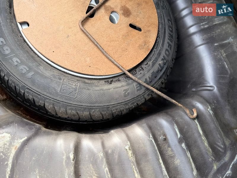 Седан Nissan Maxima 1995 в Одессе