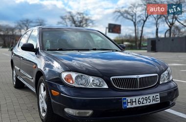 Седан Nissan Maxima 2000 в Одессе