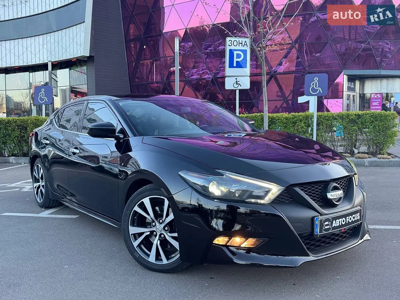 2017 Nissan Maxima - мініатюра 36