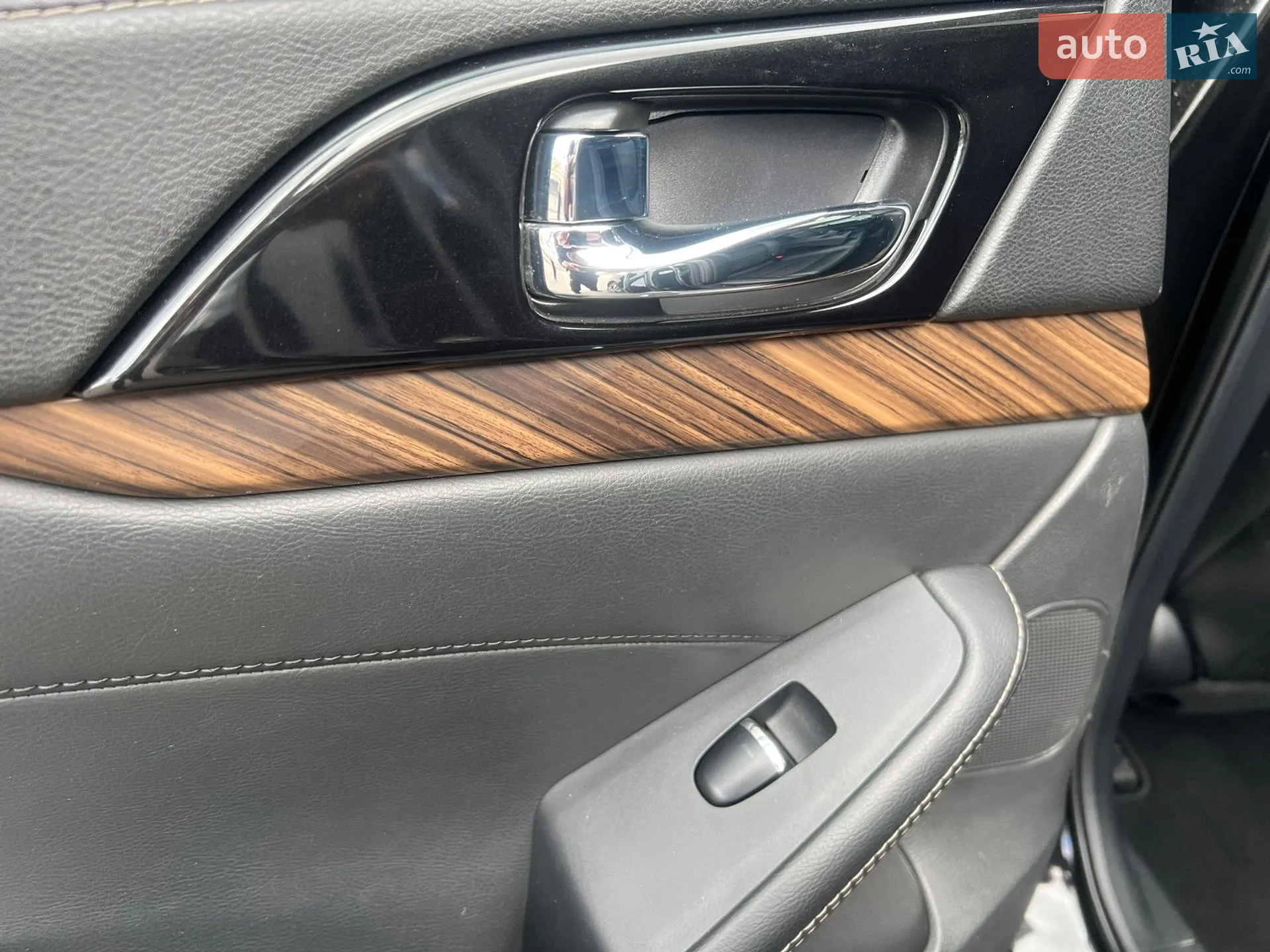 2016 Nissan Maxima - мініатюра 32