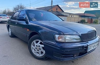 Седан Nissan Maxima 1997 в Чугуєві