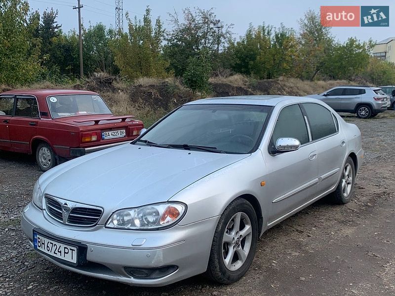 Nissan Maxima 2000