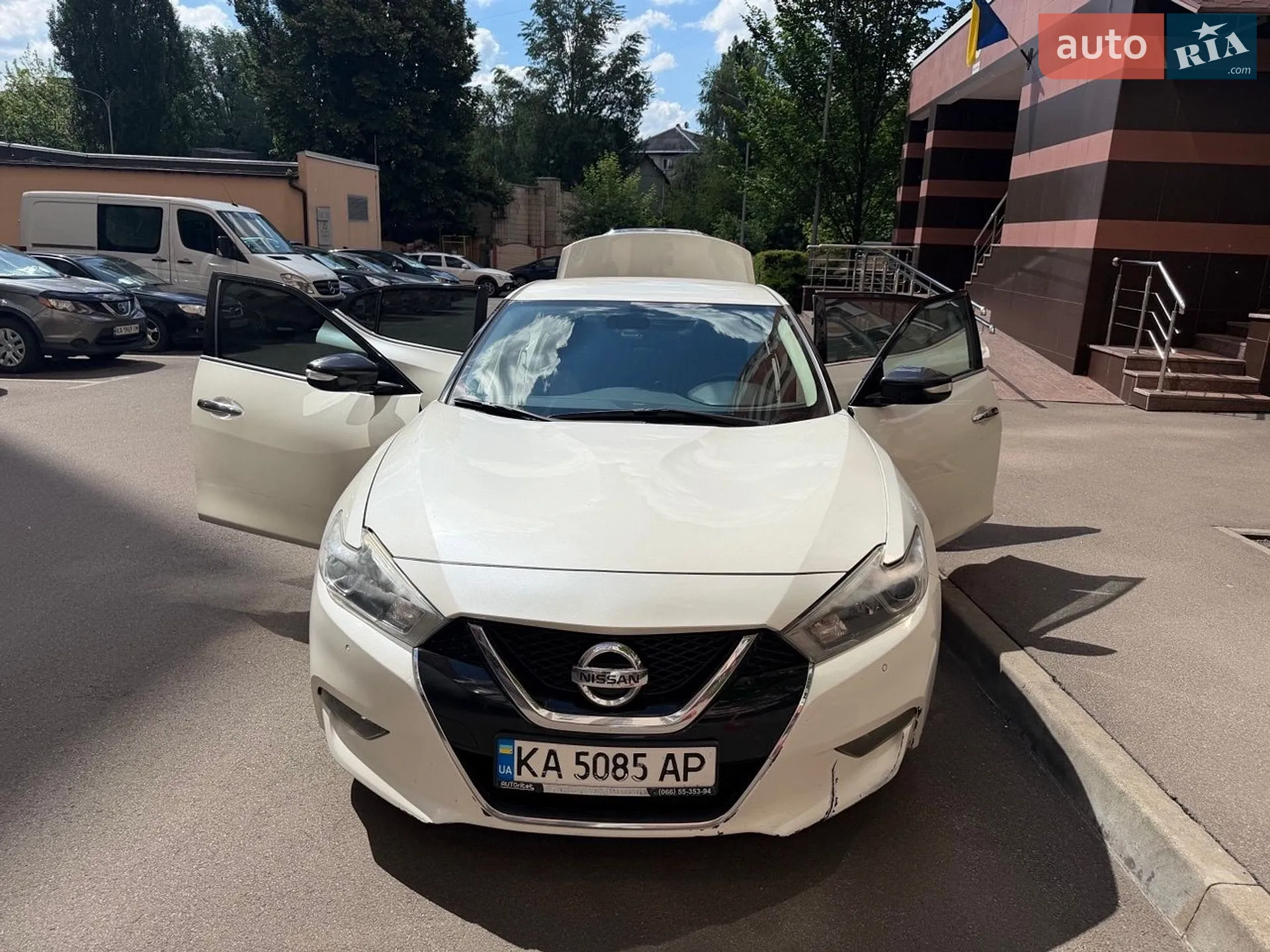 2017 Nissan Maxima - мініатюра 2