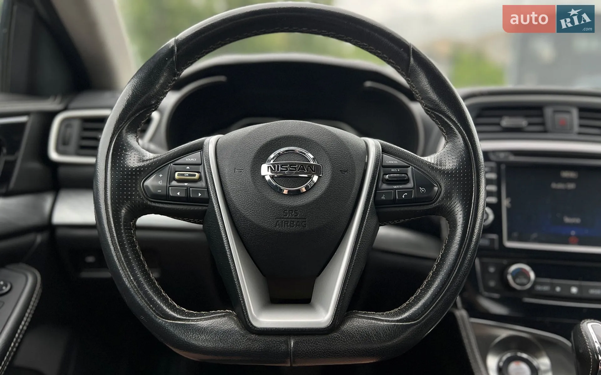 2017 Nissan Maxima - мініатюра 10